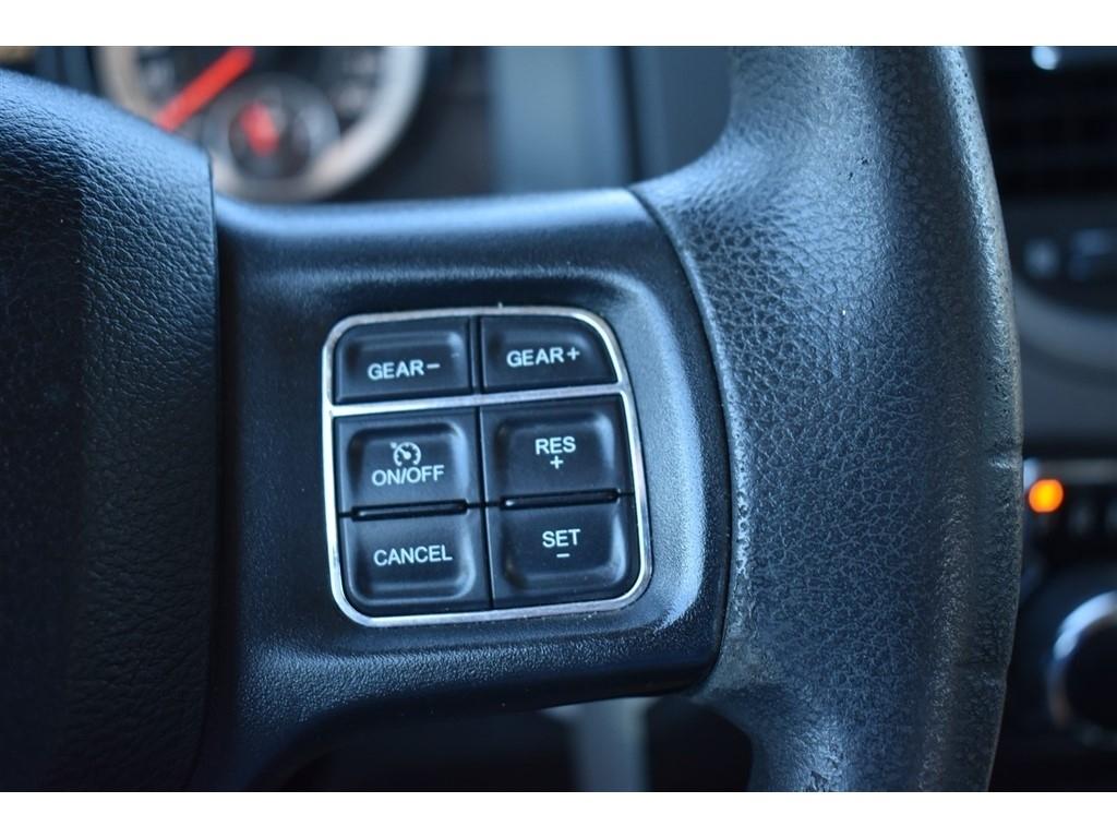 RAM 1500 Tradesman 4x4 Crew Cab 5'7" Box 2018
