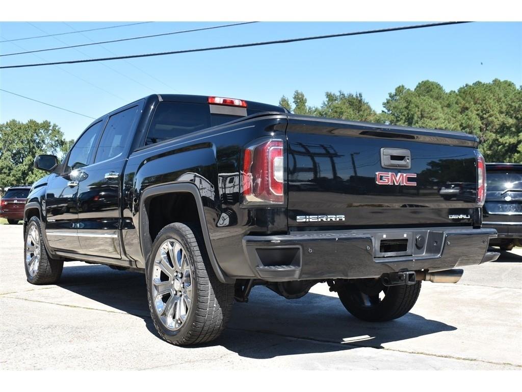 GMC Sierra 1500 4WD Crew Cab 143.5" Denali 2016