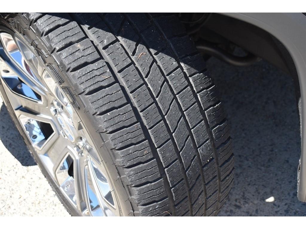 GMC Sierra 1500 4WD Crew Cab 143.5" Denali 2016