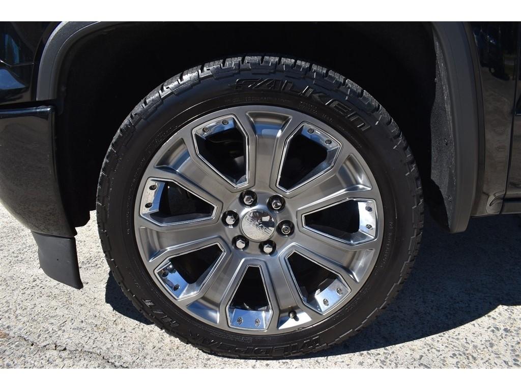 GMC Sierra 1500 4WD Crew Cab 143.5" Denali 2016