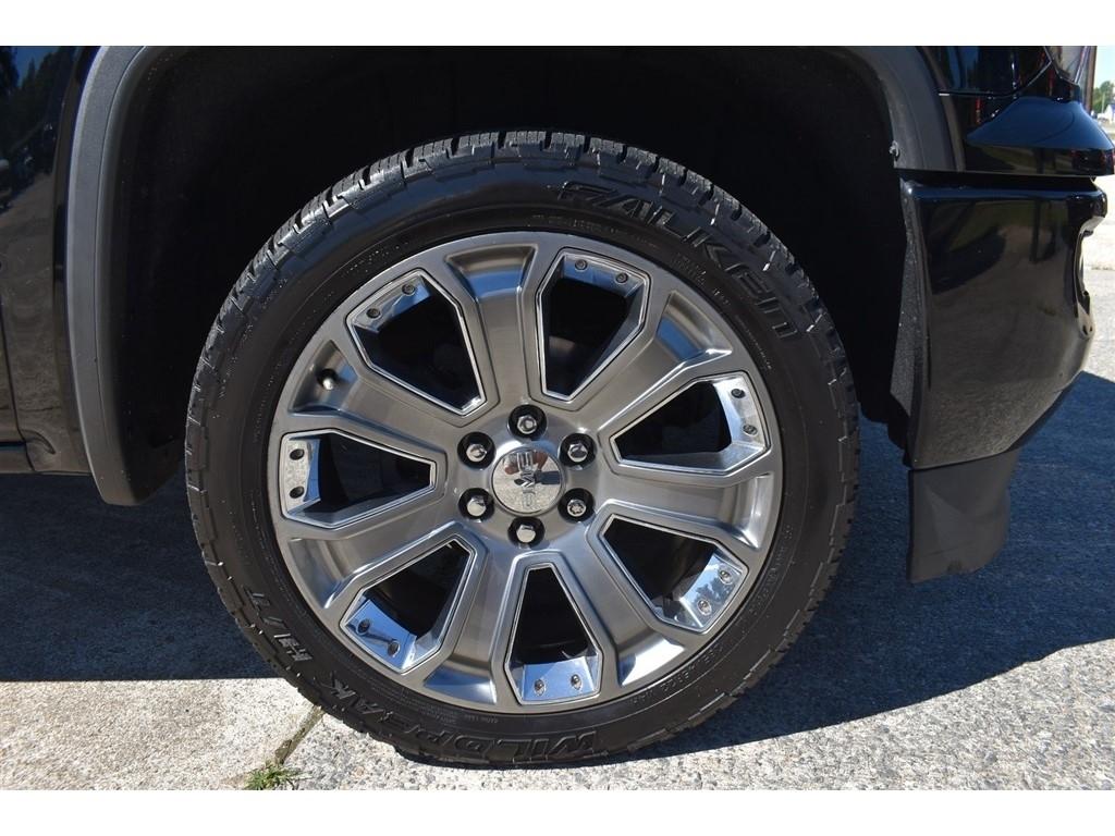 GMC Sierra 1500 4WD Crew Cab 143.5" Denali 2016