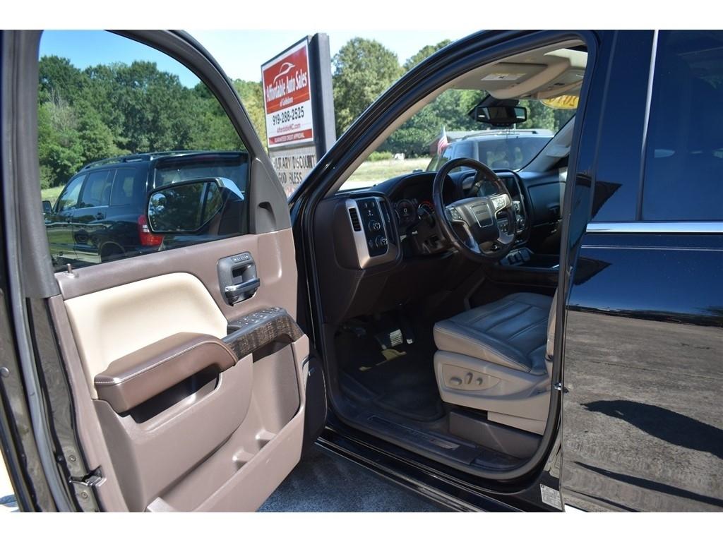 GMC Sierra 1500 4WD Crew Cab 143.5" Denali 2016