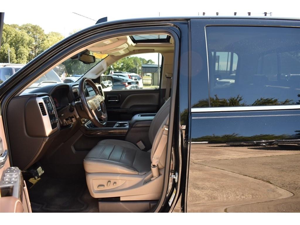 GMC Sierra 1500 4WD Crew Cab 143.5" Denali 2016