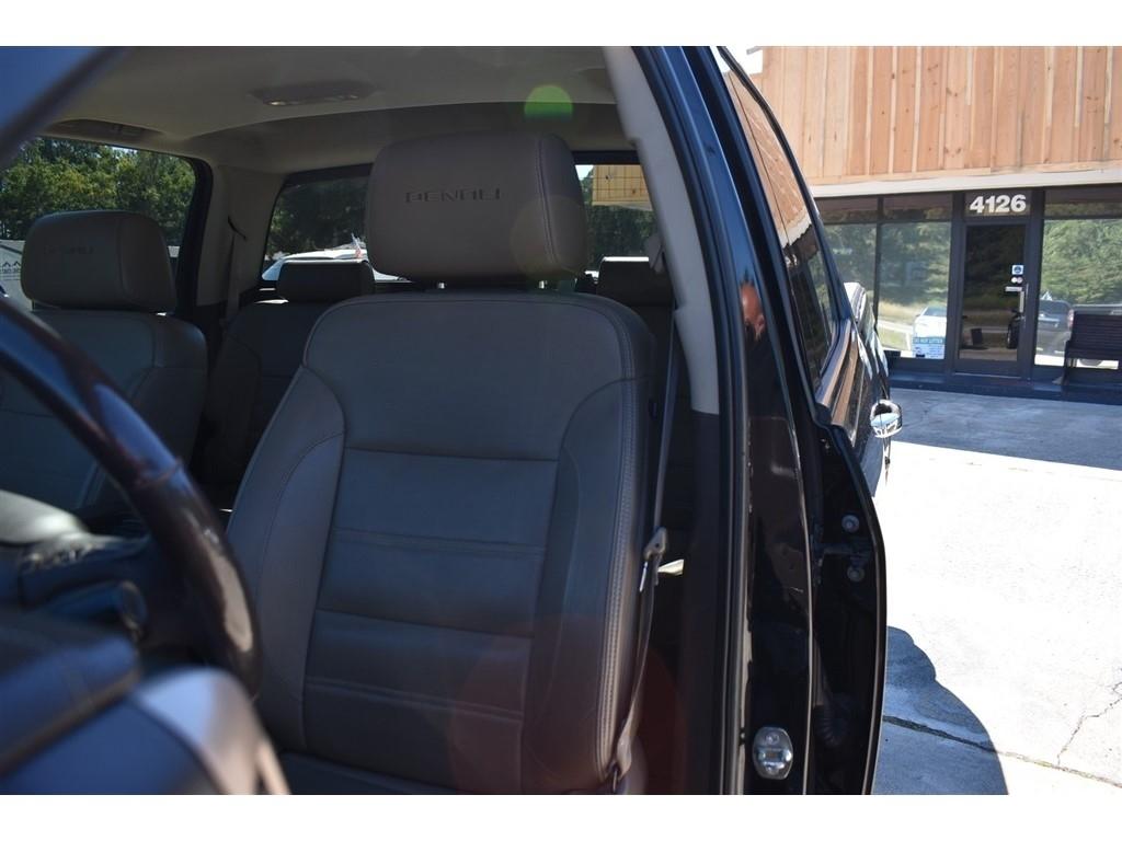 GMC Sierra 1500 4WD Crew Cab 143.5" Denali 2016