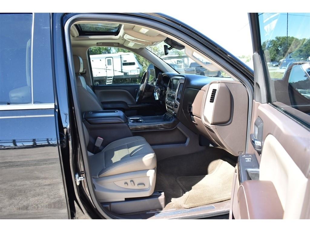 GMC Sierra 1500 4WD Crew Cab 143.5" Denali 2016
