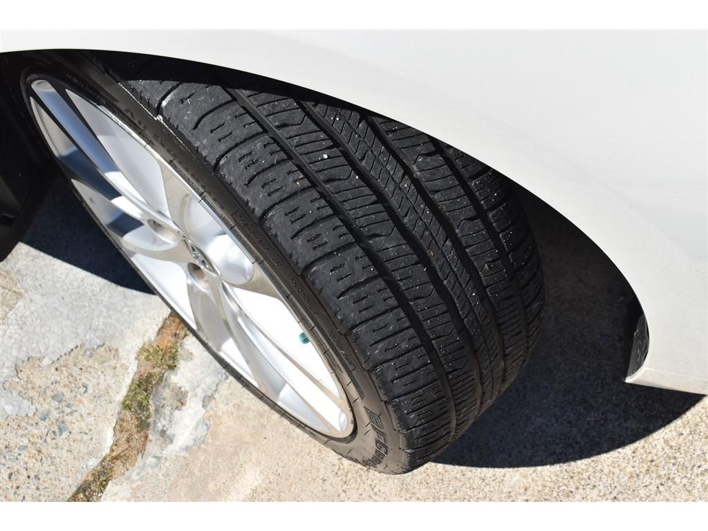 Toyota Avalon 4dr Sdn XLE Premium (Natl) 2013