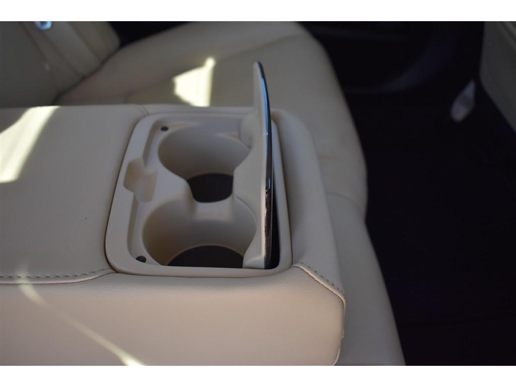 Toyota Avalon 4dr Sdn XLE Premium (Natl) 2013