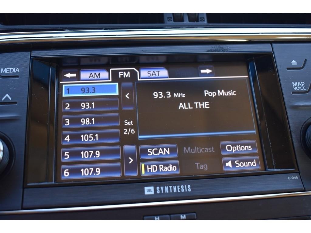 Toyota Avalon 4dr Sdn XLE Premium (Natl) 2013