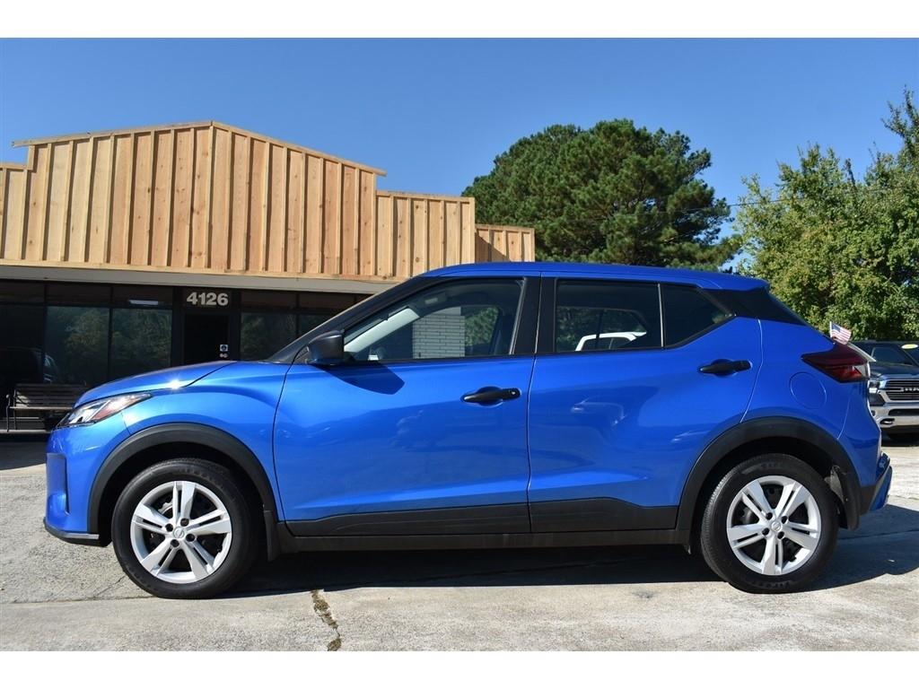 Nissan Kicks Play S FWD 2025