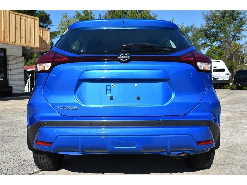 Nissan Kicks Play S FWD 2025