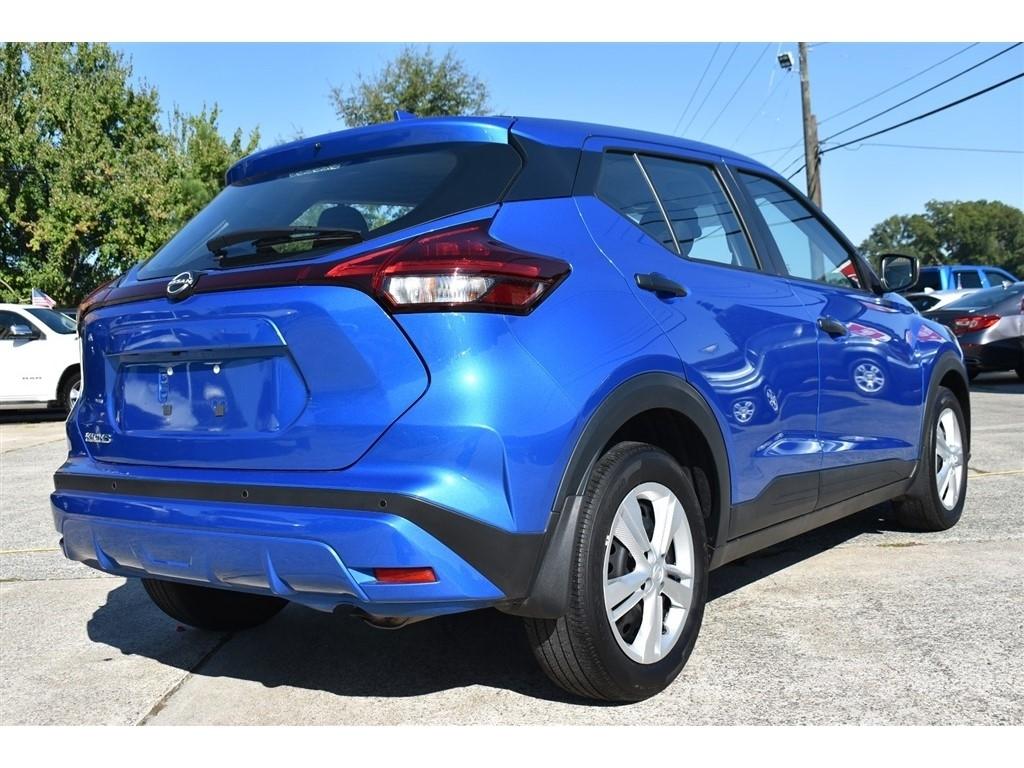 Nissan Kicks Play S FWD 2025