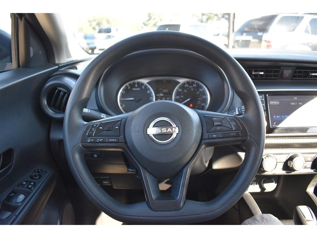 Nissan Kicks Play S FWD 2025