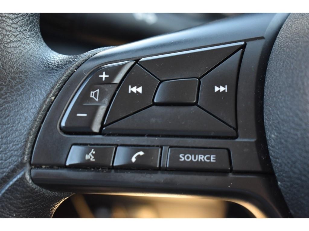 Nissan Kicks Play S FWD 2025
