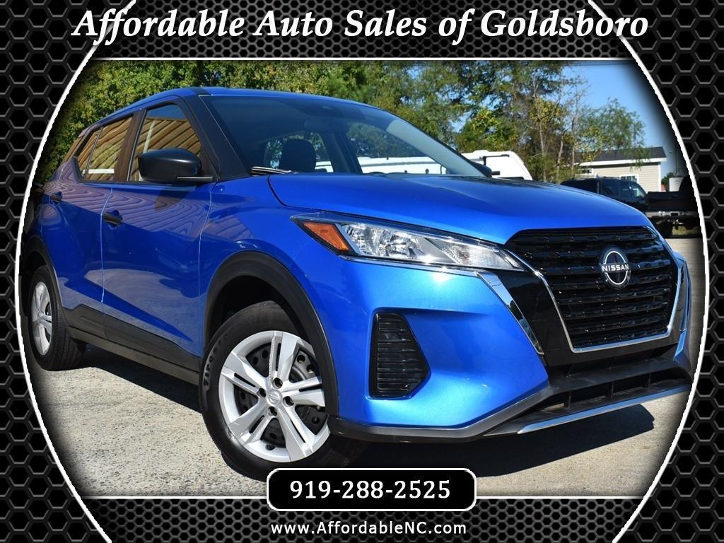 2025 Nissan Kicks Play S FWD