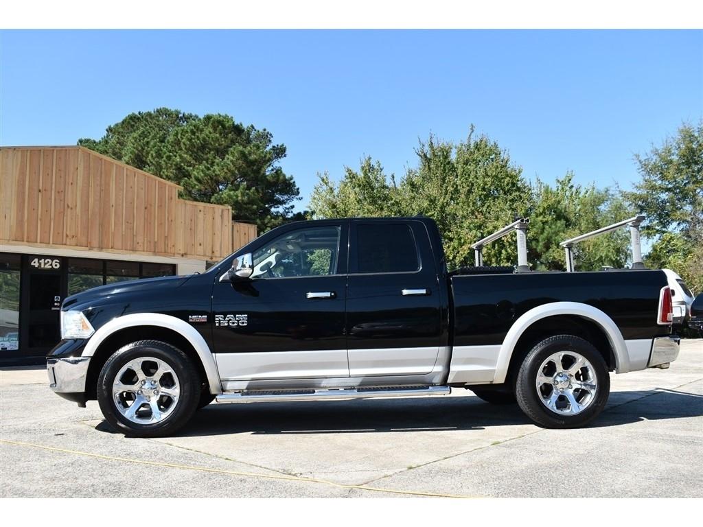 RAM 1500 4WD Quad Cab 140.5" Laramie 2013
