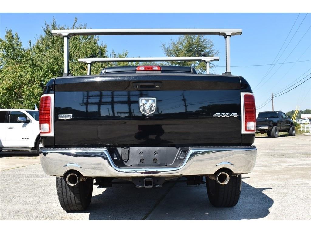 RAM 1500 4WD Quad Cab 140.5" Laramie 2013