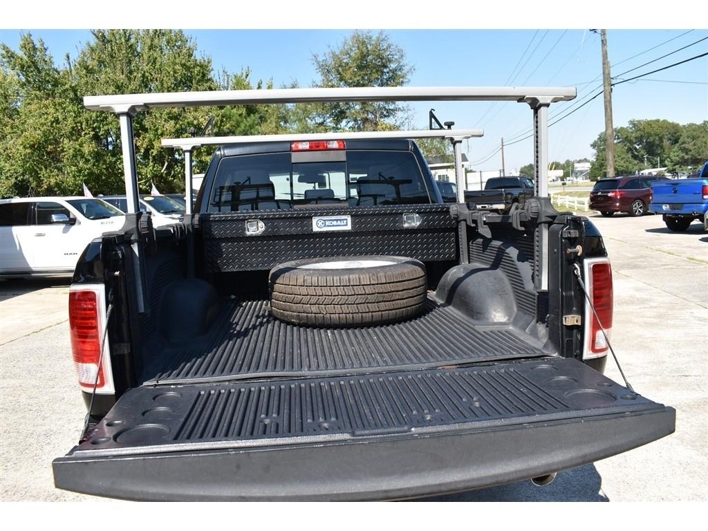 RAM 1500 4WD Quad Cab 140.5" Laramie 2013