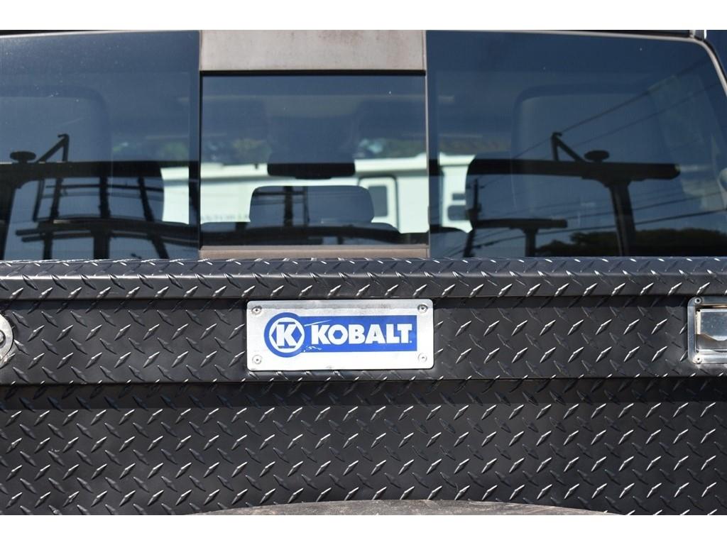 RAM 1500 4WD Quad Cab 140.5" Laramie 2013