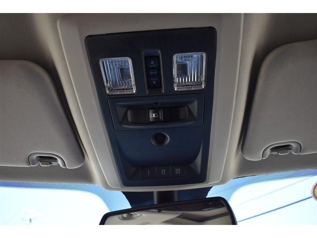 RAM 1500 4WD Quad Cab 140.5" Laramie 2013