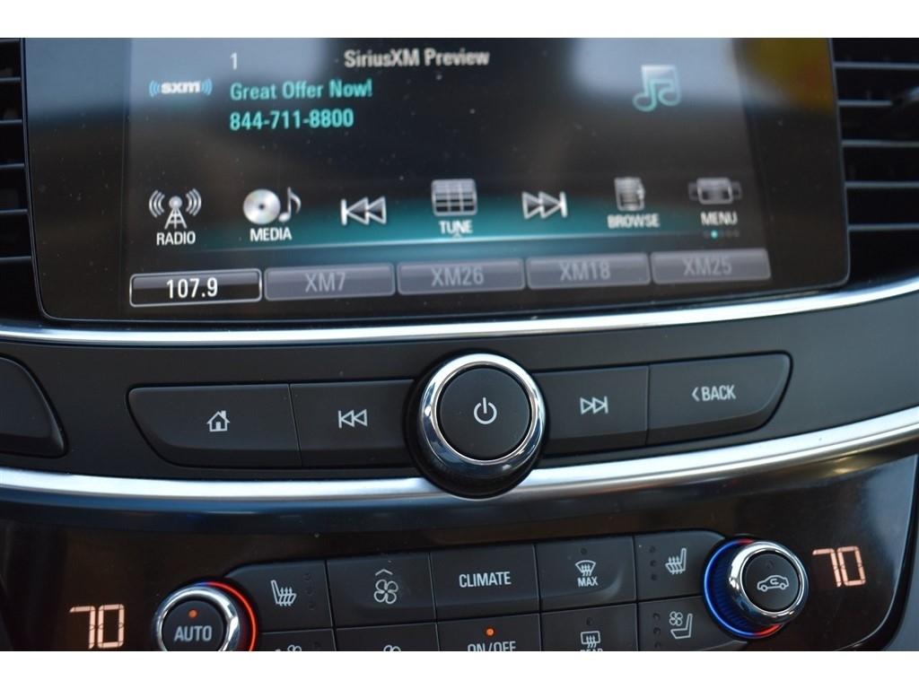 Buick LaCrosse 4dr Sdn Premium FWD 2017