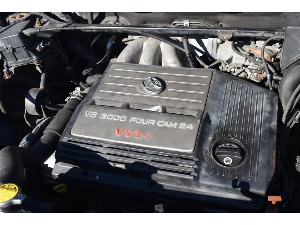 Toyota Highlander 4dr V6 4WD (Natl) 2003