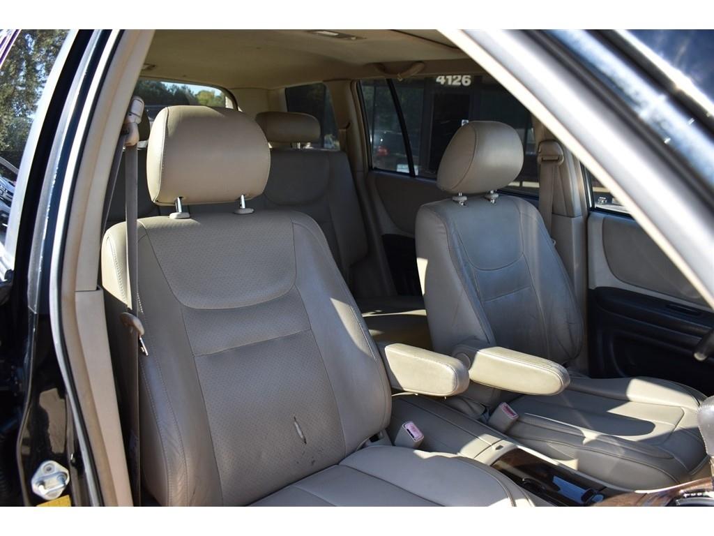 Toyota Highlander 4dr V6 4WD (Natl) 2003