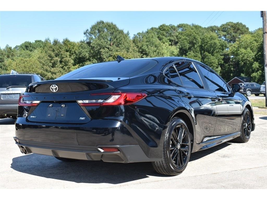 Toyota Camry XLE (Natl) 2025