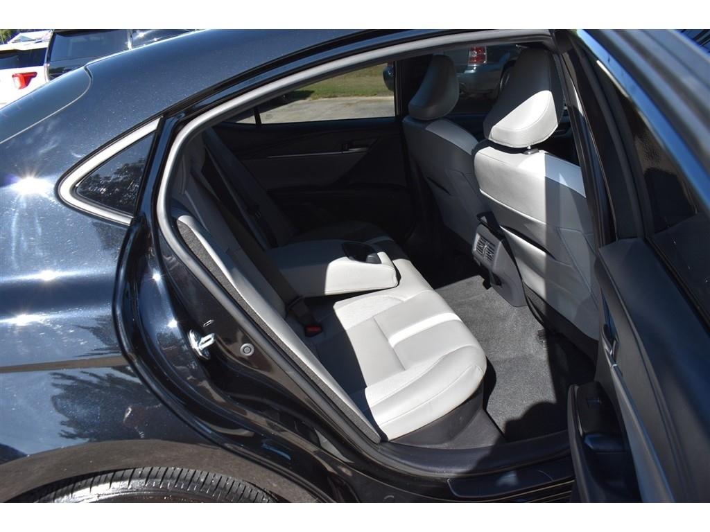Toyota Camry XLE (Natl) 2025