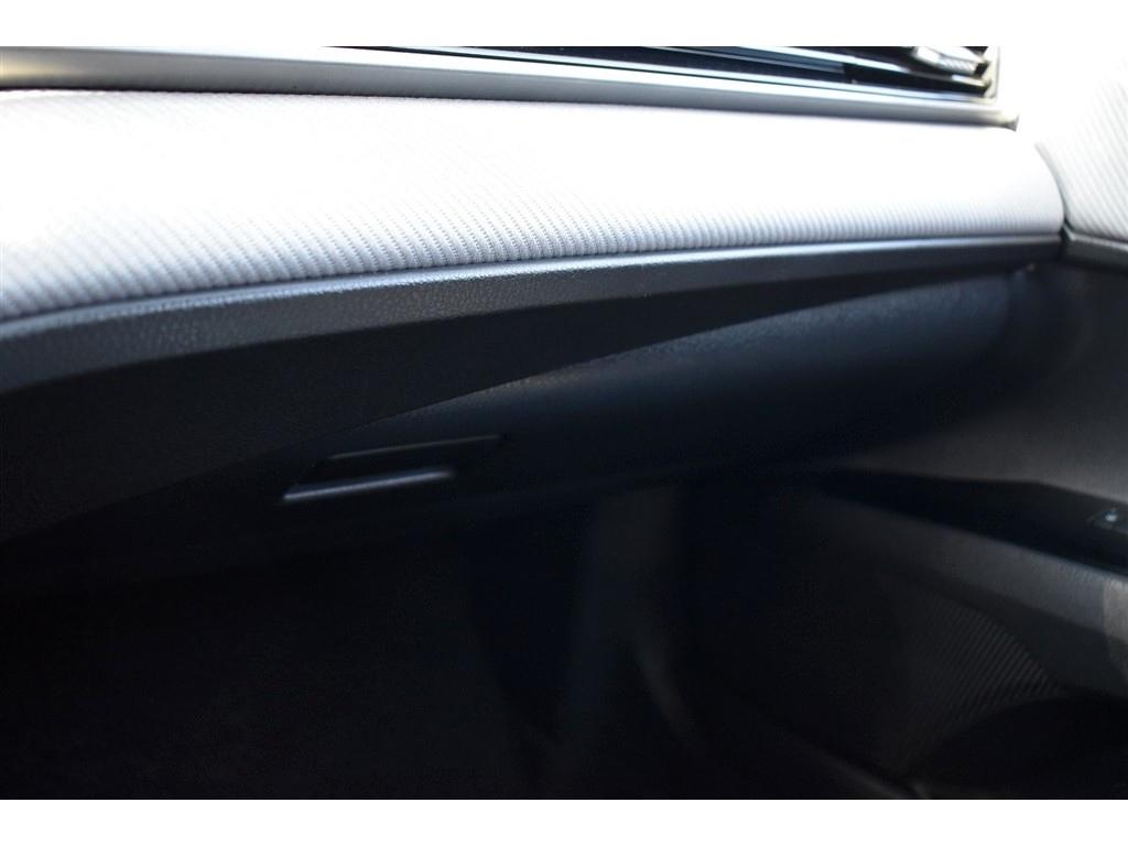 Toyota Camry XLE (Natl) 2025