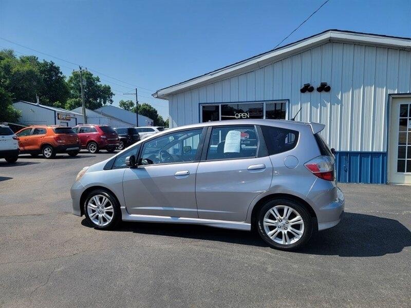 Honda Fit Sport 5-Speed AT 2010