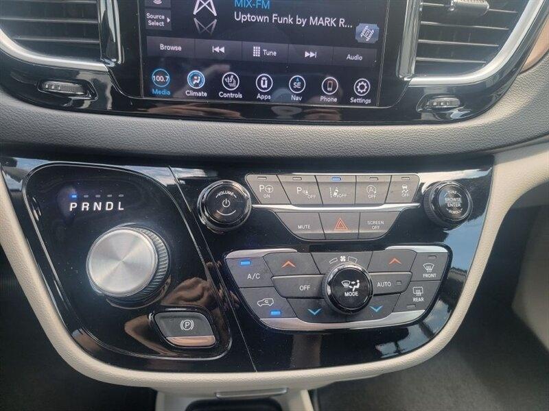 Chrysler Pacifica Touring-L Plus 2019