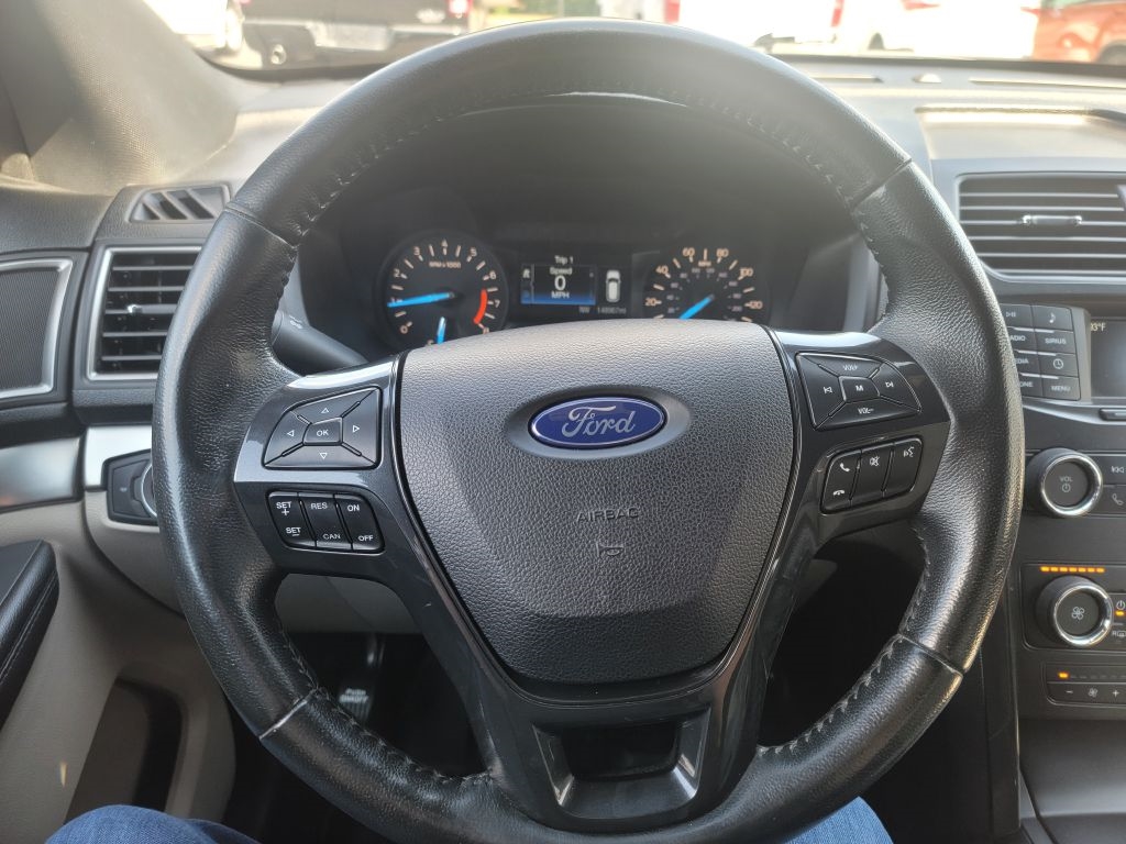 Ford Explorer XLT 4WD 2019