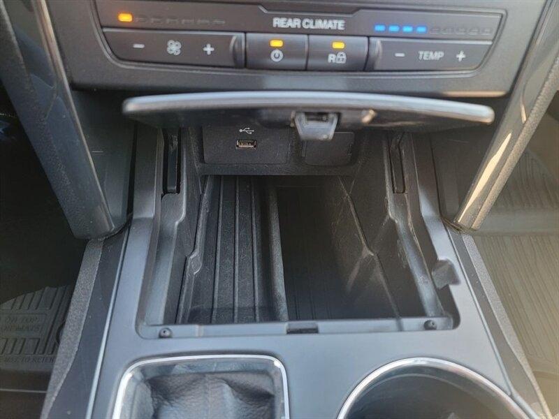 Ford Explorer XLT 4WD 2019