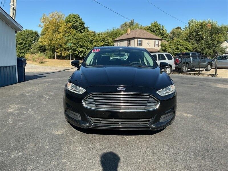 Ford Fusion SE 2016