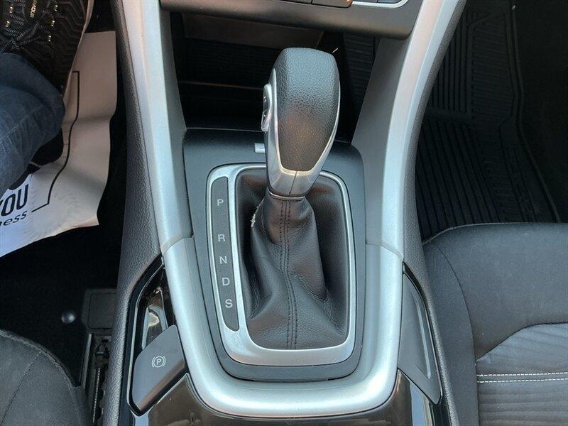 Ford Fusion SE 2016