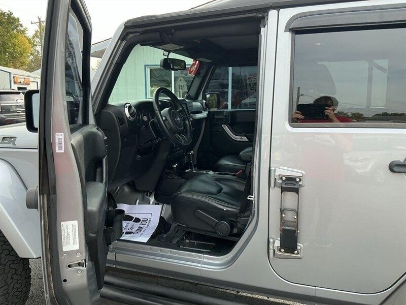 Jeep Wrangler Unlimited Sahara 4WD 2014