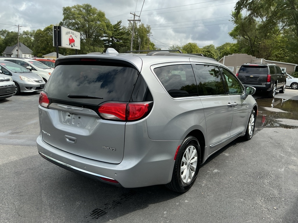 Chrysler Pacifica Touring-L 2017