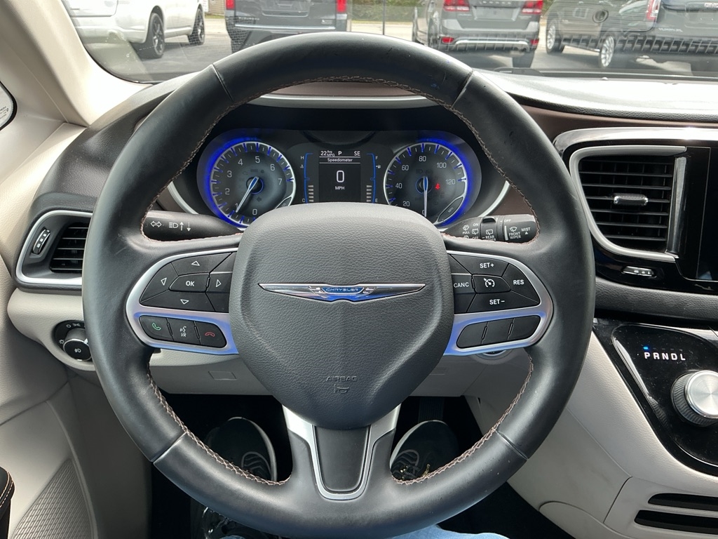 Chrysler Pacifica Touring-L 2017