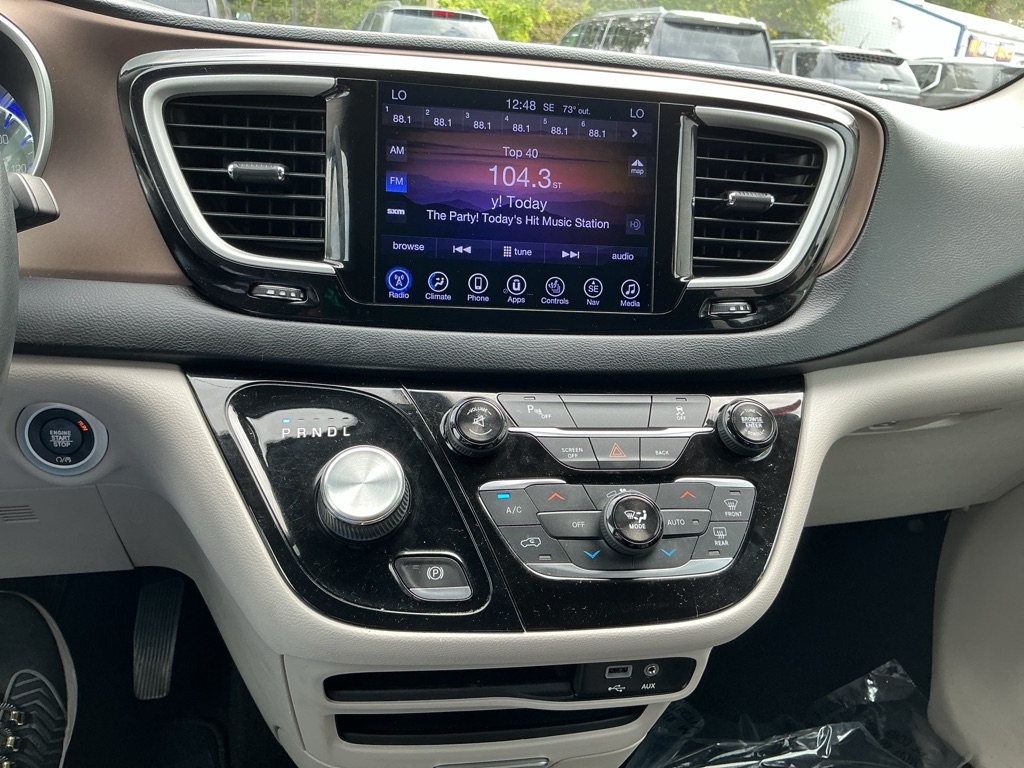 Chrysler Pacifica Touring-L 2017