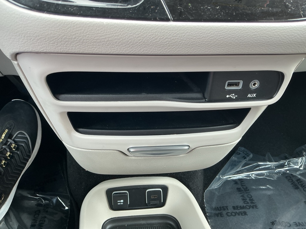 Chrysler Pacifica Touring-L 2017