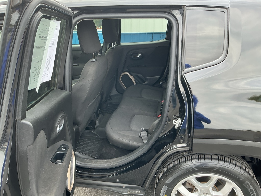 Jeep Renegade Latitude FWD 2016 Jeep Renegade Latitude FWD 2016