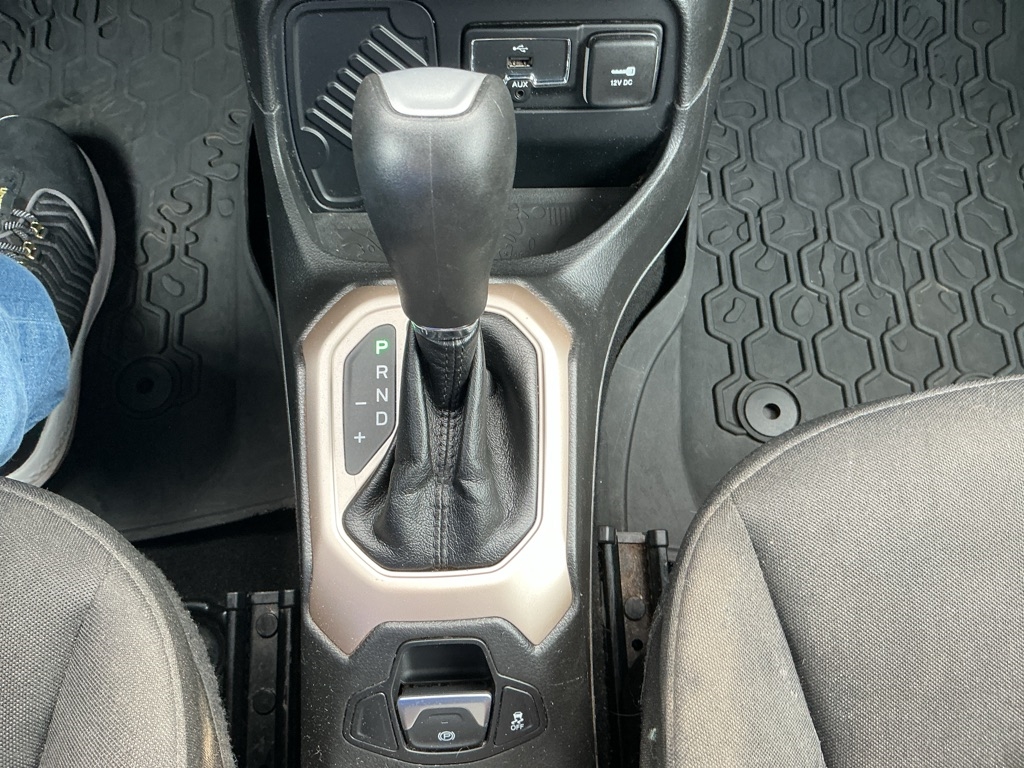 Jeep Renegade Latitude FWD 2016 Jeep Renegade Latitude FWD 2016