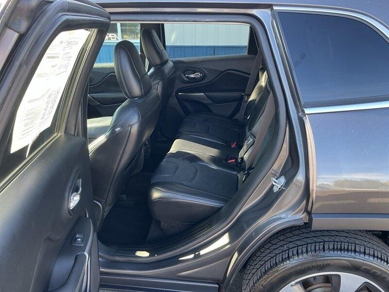 Jeep Cherokee Limited FWD 2019