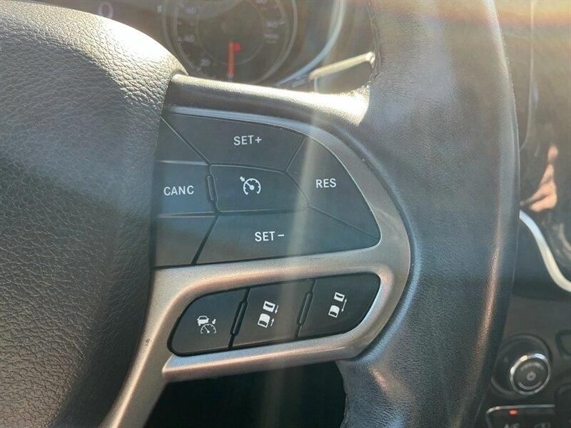 Jeep Cherokee Limited FWD 2019