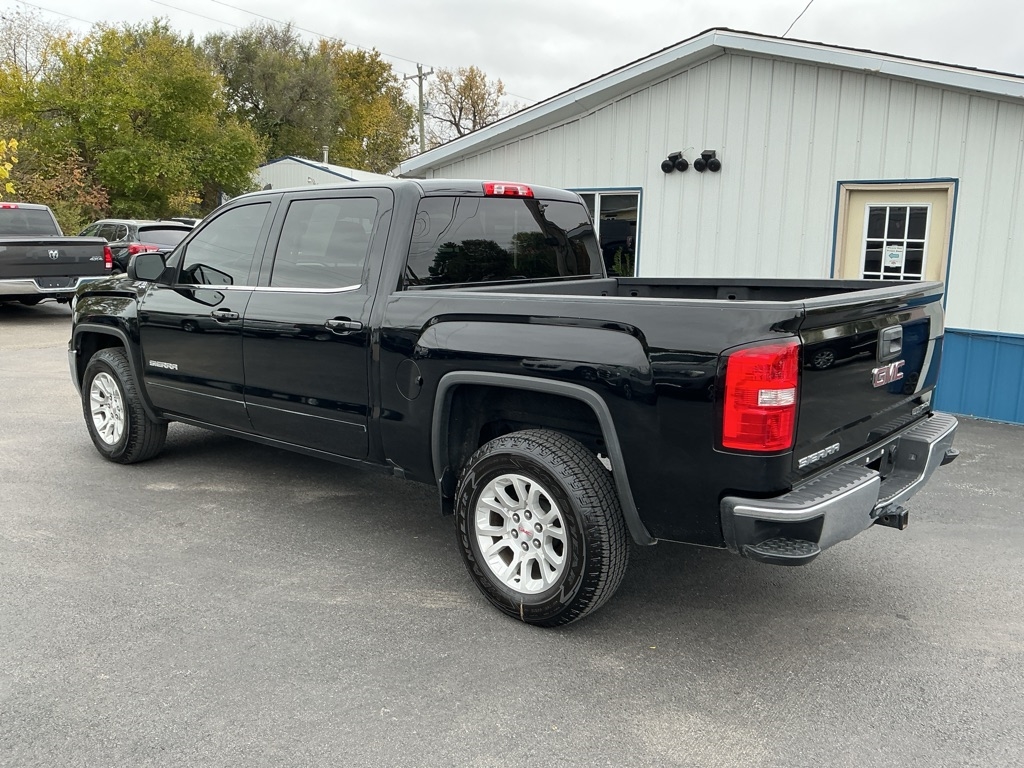 GMC Sierra 1500 SLE Crew Cab Short Box 4WD 2017 GMC Sierra 1500 SLE Crew Cab Short Box 4WD 2017