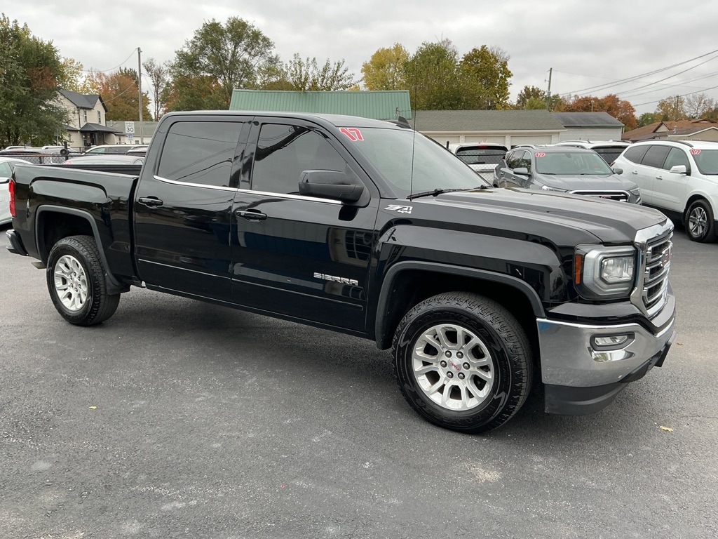 GMC Sierra 1500 SLE Crew Cab Short Box 4WD 2017 GMC Sierra 1500 SLE Crew Cab Short Box 4WD 2017