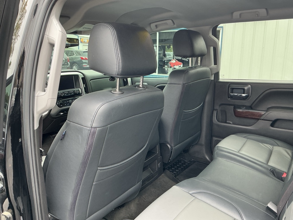 GMC Sierra 1500 SLE Crew Cab Short Box 4WD 2017 GMC Sierra 1500 SLE Crew Cab Short Box 4WD 2017