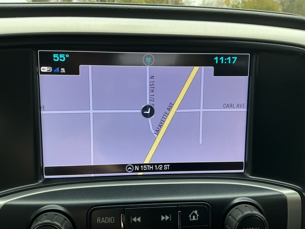 GMC Sierra 1500 SLE Crew Cab Short Box 4WD 2017 GMC Sierra 1500 SLE Crew Cab Short Box 4WD 2017