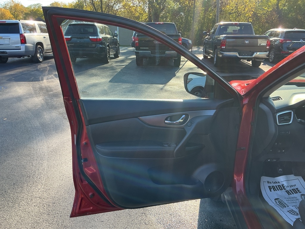 Nissan Rogue S AWD 2016 Nissan Rogue S AWD 2016