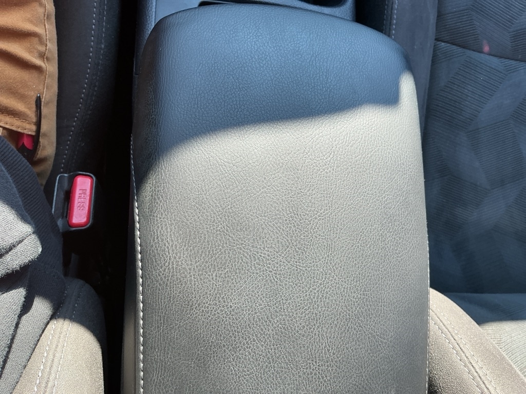 Nissan Rogue S AWD 2016 Nissan Rogue S AWD 2016